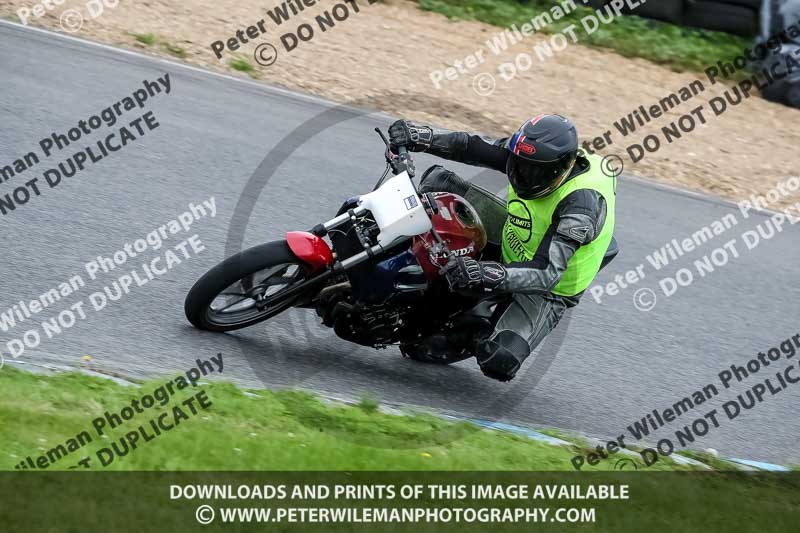 enduro digital images;event digital images;eventdigitalimages;lydden hill;lydden no limits trackday;lydden photographs;lydden trackday photographs;no limits trackdays;peter wileman photography;racing digital images;trackday digital images;trackday photos